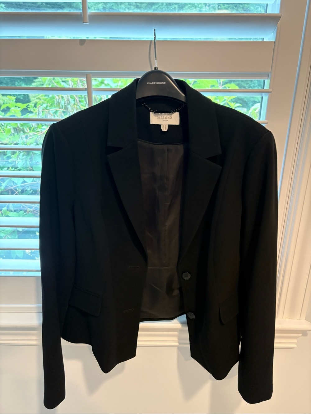 Hobbs London Mia Black Jacket - Classic Tailored Style